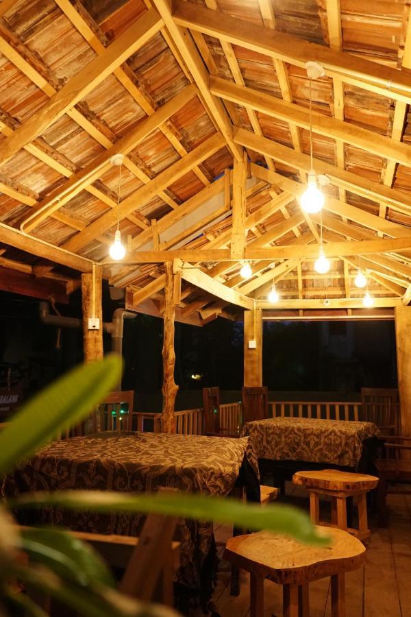 Soul Inn Ahangama Buitenkant foto
